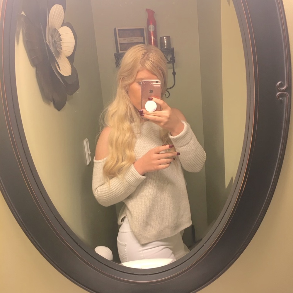 Hollister OpenShoulder Sweater